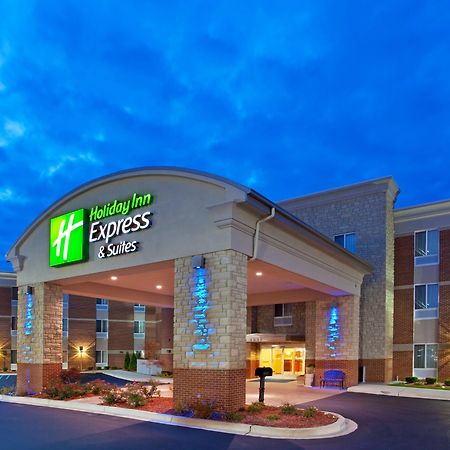 Holiday Inn Express Hotel & Suites Auburn Hills, An Ihg Hotel Exterior photo