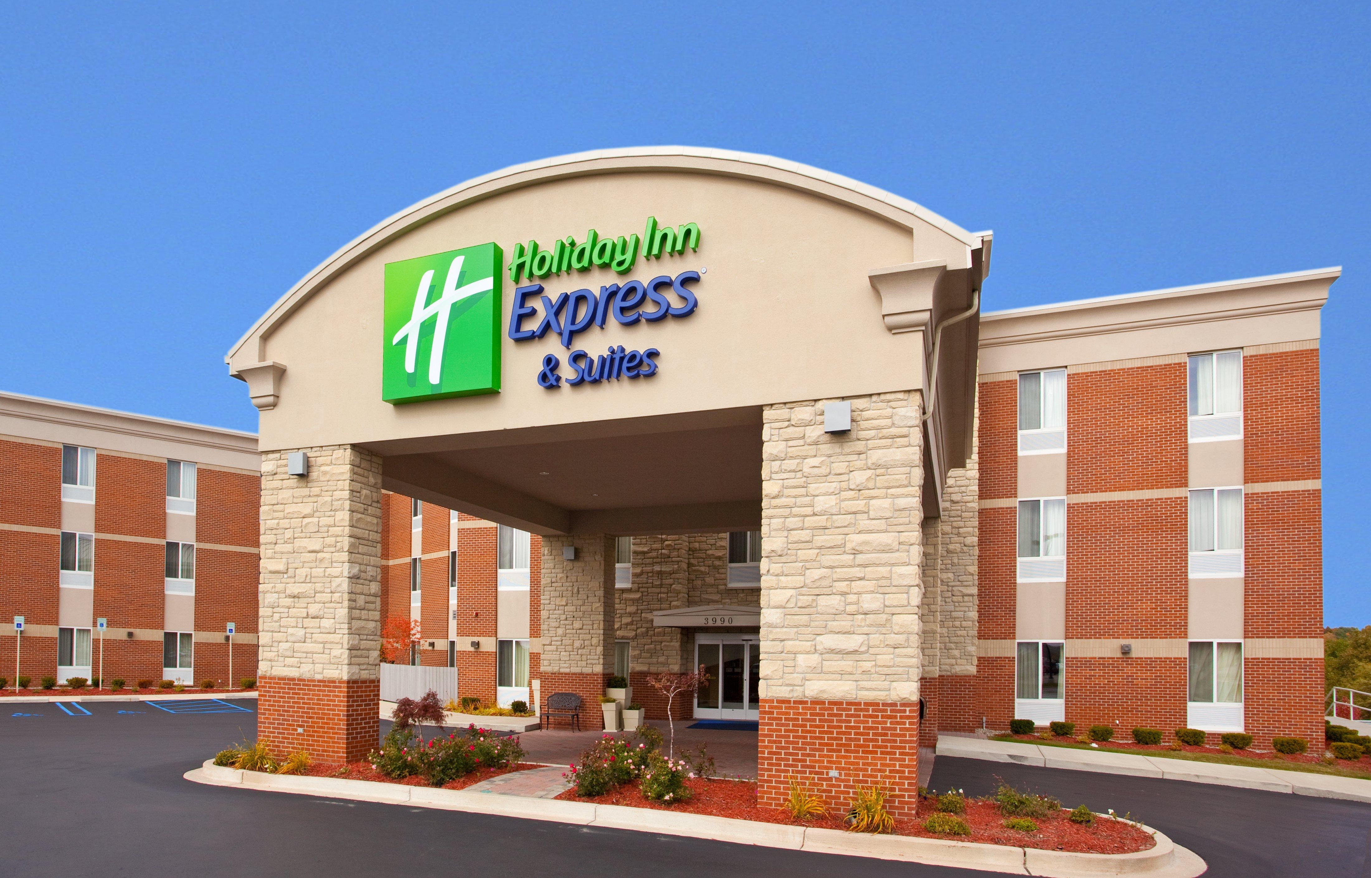 Holiday Inn Express Hotel & Suites Auburn Hills, An Ihg Hotel Exterior photo